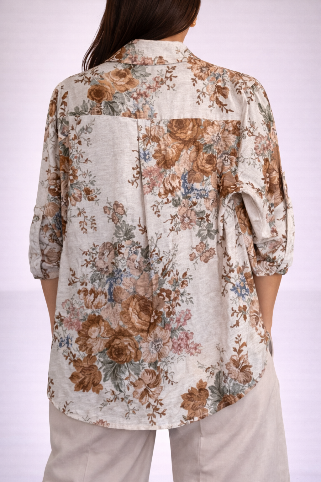 Camicia donna con stampa floreale e maniche regolabili