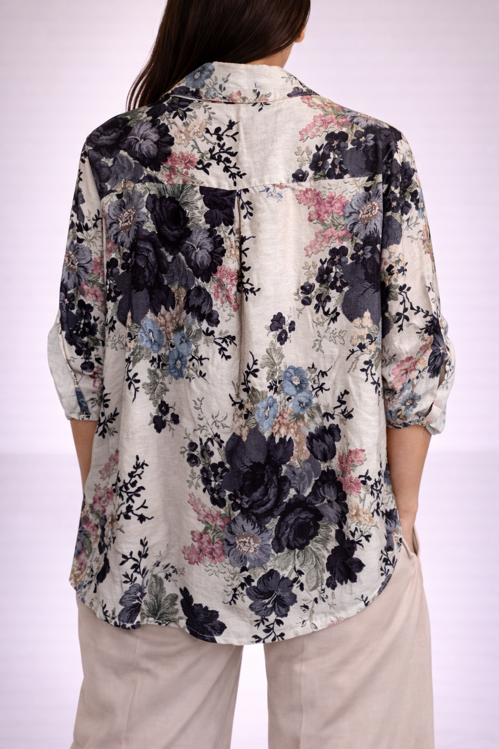 Camicia donna con stampa floreale e maniche regolabili