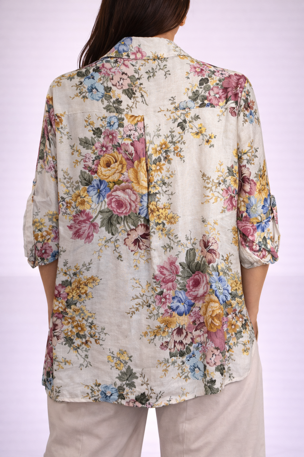 Camicia donna con stampa floreale e maniche regolabili