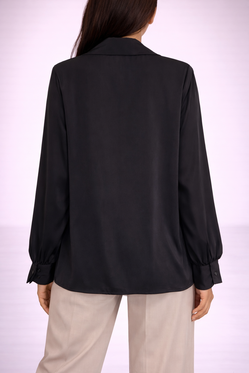 Blusa donna con fiocco e applicazioni luminose