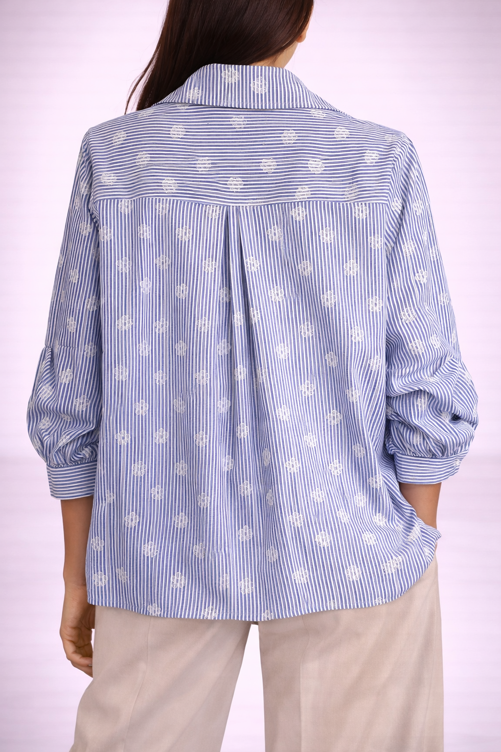 Camicia donna a righe con ricamo floreale e strass